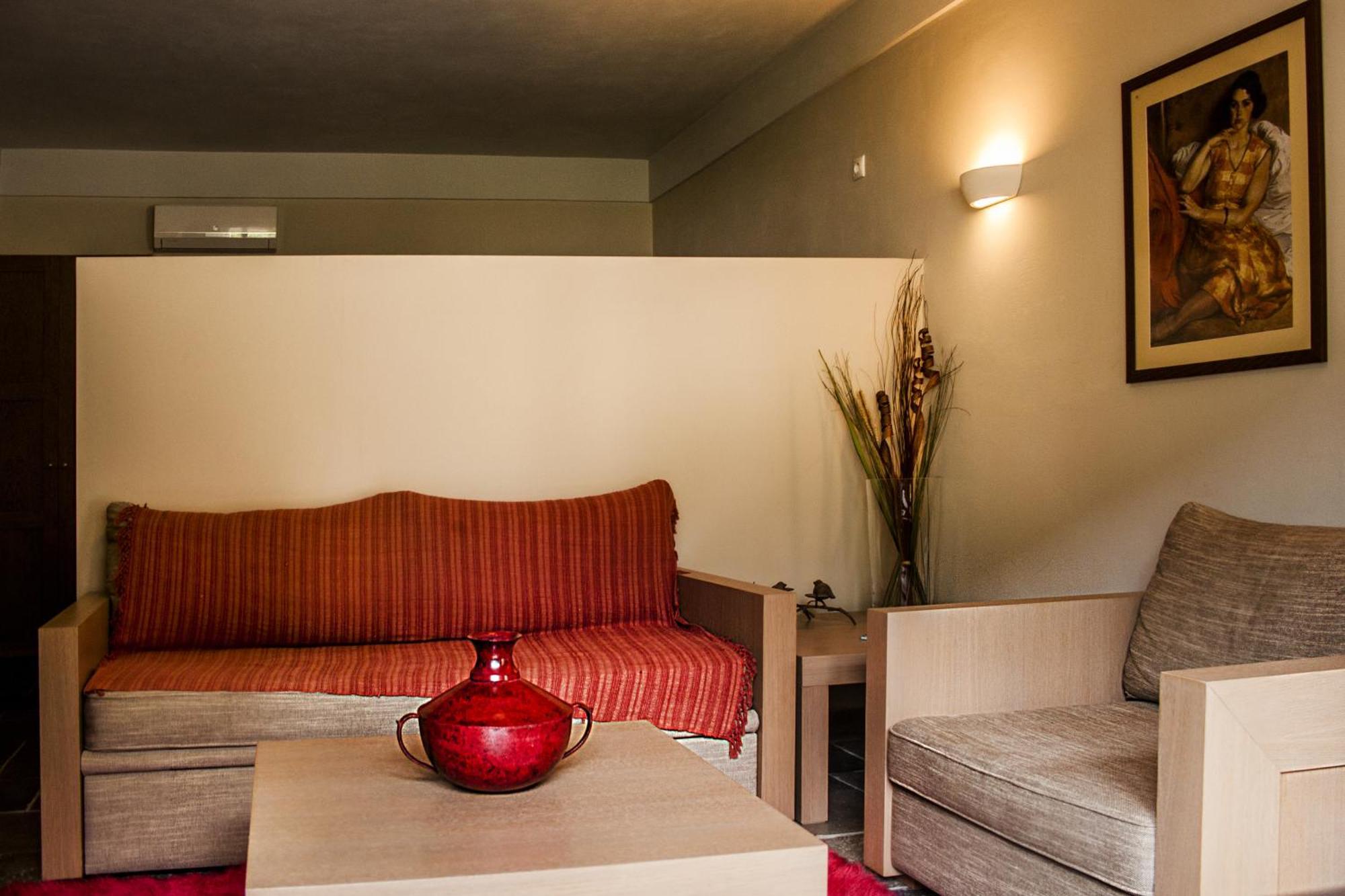Guesthouse Vasiliki Steni Dhirfios Exterior photo