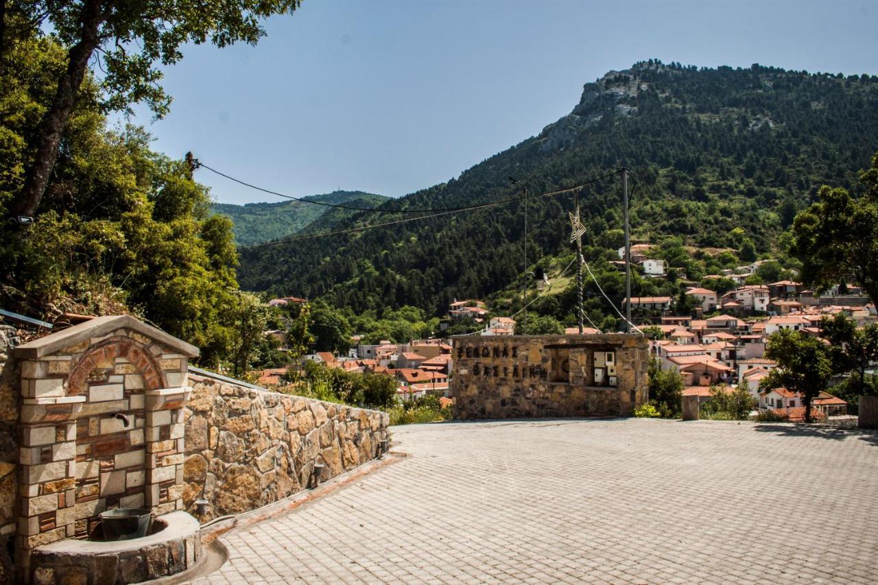 Guesthouse Vasiliki Steni Dhirfios Exterior photo
